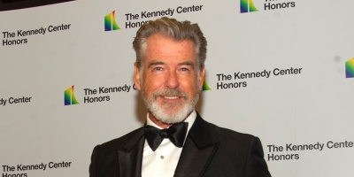 Pierce Brosnan se une a Camila Cabello en la nueva versin de "Cinderella"