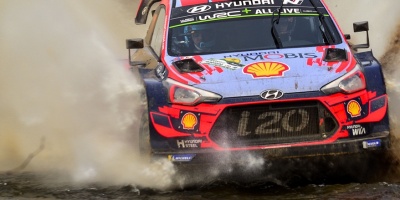 Yazeed Al Rajhi bate a Carlos Sainz en el Rally Sharqiya