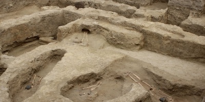 Descubren cementerio de la elite moche y nuevo templo huari en norte de Per
