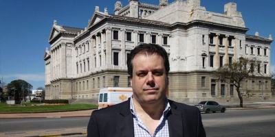 Rafael Fernndez manifest seguir con "expectativa" el resultado electoral