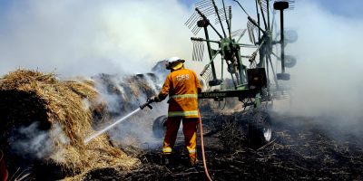 Armada australiana comienza a evacuar a miles de afectados por los incendios