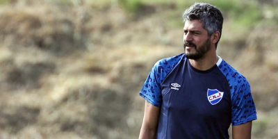 Gustavo Muna dirige el primer entrenamiento de pretemporada de Nacional