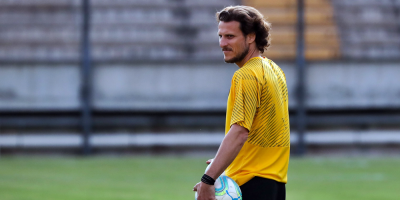 Diego Forln dirigi su primer entrenamiento en Pearol