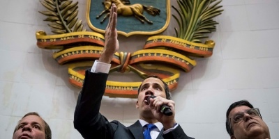 Oposicin vuelve a investir a Guaid como presidente interino de Venezuela. La SIP condena agresiones a periodistas que cubran el hecho