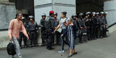 Una comisin opositora tratar de acceder al Parlamento venezolano