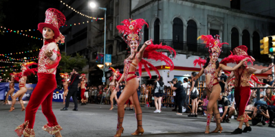 Este jueves se realizar� el desfile inaugural de carnaval por la avenida 18 de Julio