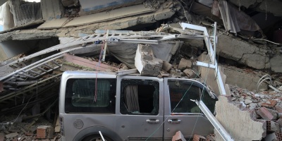 Al menos 21 muertos y ms de mil heridos por el terremoto en Turqua