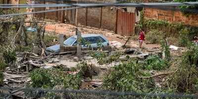 Suben a 45 los muertos y a 101 municipios en emergencia por lluvias en Brasil