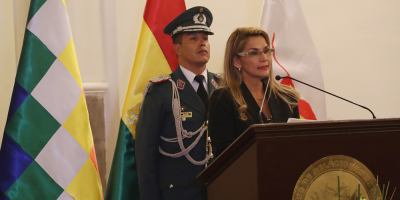 ez defiende su candidatura con cambios mnimos en el Gobierno boliviano