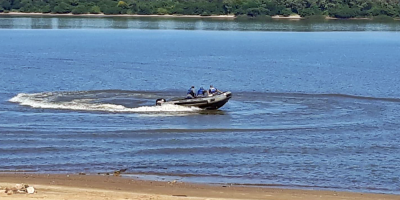 Armada Nacional busca a una joven que desapareci en el ro Uruguay