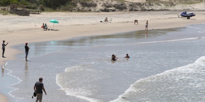La ola de calor  dispar el consumo elctrico y de agua potable
