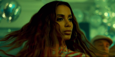 Anitta rebate a un conductor de Uber que justific acoso a joven por su short