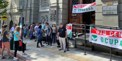 Funcionarios de UTU central realizan paro tras sumario a tres trabajadores