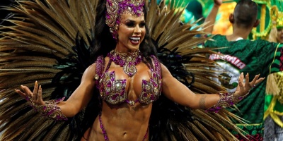 Brasil vibra al ritmo de la samba en su primer da de Carnaval