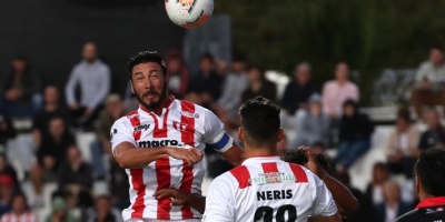 Un cabezazo de Juan Manuel Olivera pone a River Plate en segunda fase