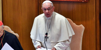 El papa expresa su cercana a afectados por coronavirus y personal sanitario
