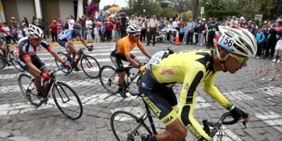 El ciclista del Club Armona de Fray Bentos, Sebastin Rodrguez, gan este mircoles la cuarta etapa de Rutas de Amrica