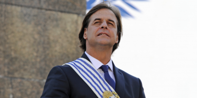 Lacalle Pou fue investido presidente bajo la consigna de cambio poltico
