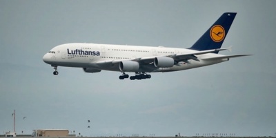 Lufthansa cancela 7.100 vuelos hasta finales de marzo por cada de demanda