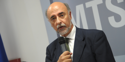 Mieres afirm que los docentes aplican un paro "por las dudas" al nuevo gobierno