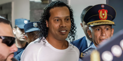 Sealan a empresaria paraguaya detrs de pasaporte que encarcel a Ronaldinho