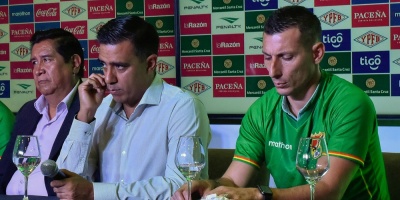 Bolivia convoca a 47 futbolistas para enfrentar a Brasil y Argentina