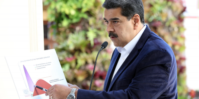 Venezuela declara siete estados y Caracas en "cuarentena social" por COVID-19