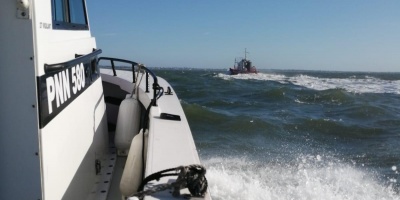 Un marinero filipino muri al caer al agua mientras realizaba tareas a bordo de un buque mercante