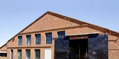 Mujica comenz las obras para hacer la escuela agrcola frente a su casa