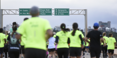 Postergan Maratn de Montevideo