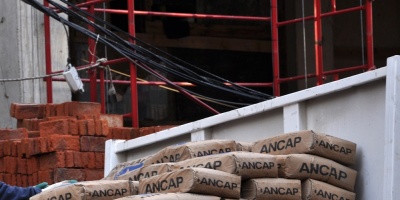 Construcci�n se paraliza tres semanas