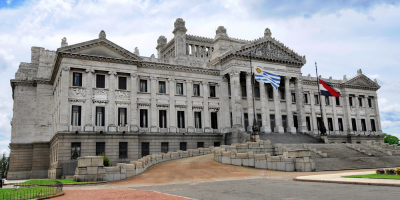 Un total de 50 funcionarios del Palacio Legislativo estn aislados tras caso positivo