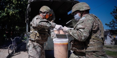 El Ejrcito argentino reparte 3.000 raciones de comida por la cuarentena