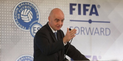 FIFA crea un fondo de emergencia para combatir la crisis en el ftbol
