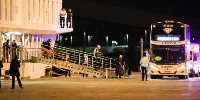 El cierre de Uruguay de los corredores humanitarios por COVID-19 con 112 cruceristas