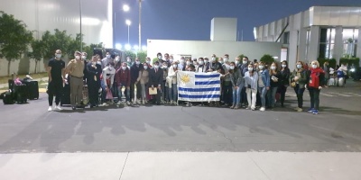 Maana vuelven a Montevideo 38 uruguayos que estaban varados en Mxico por la pandemia de coronavirus