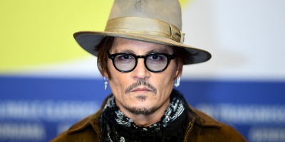 Johnny Deep y Jeff Beck versionan a John Lennon en "Isolation"