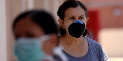 Desde el lunes 27 ser obligatorio el uso de tapabocas en los bancos privados para evitar el contagio de coronavirus
