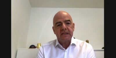 FIFA propone ampliar los cambios a cinco cuando se reanuden los torneos