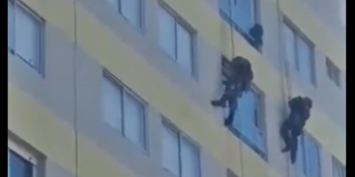Un hombre golpe a su esposa y luego se atrincher con sus tres hijos menores