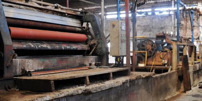 Trabajadores ocupan la curtiembre Pars ante reclamos por despidos