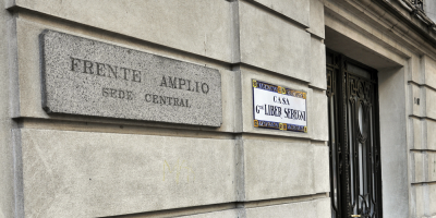 El Frente Amplio pide al gobierno limitar despidos ante el COVID-19