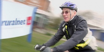 Ciclismo para la 3ra edad genera cortes en Parque Batlle