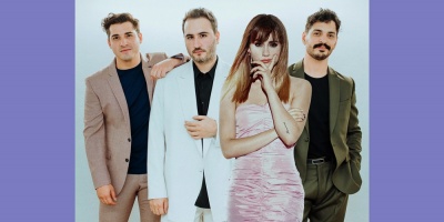 Aitana y Reik luchan contra un villano en "Enemigos"