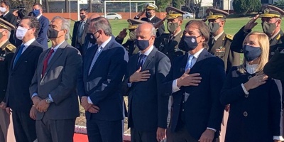 Autoridades del Gobierno participaron en el acto por el aniversario de la Batalla de Las Piedras y el Da del Ejrcito
