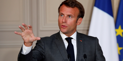 Francia anuncia una cuarentena voluntaria para viajeros desde fuera de la UE