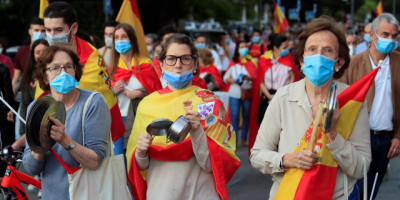Tensin en el Gobierno espaol tras pacto para extender el estado de alarma