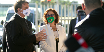 Medios brasileos anuncian que no cubrirn ms a Bolsonaro en su residencia