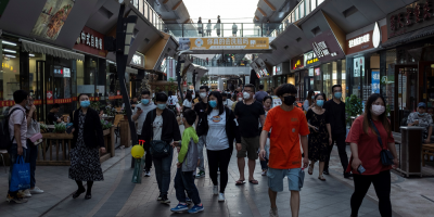 Los casos "importados" protagonizan un ligero repunte de contagios en China