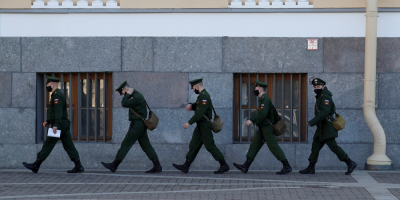 Rusia comenzar ensayos de vacuna contra la COVID-19 en militares